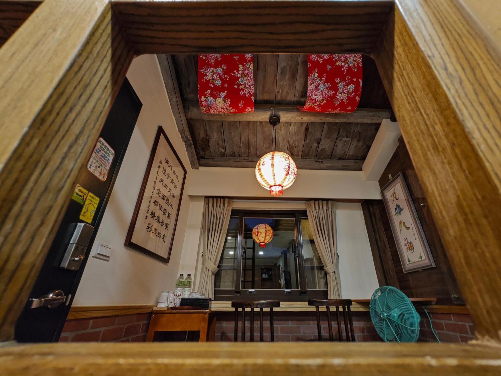 Qu Hi Home Stay Цзюфень Екстер'єр фото